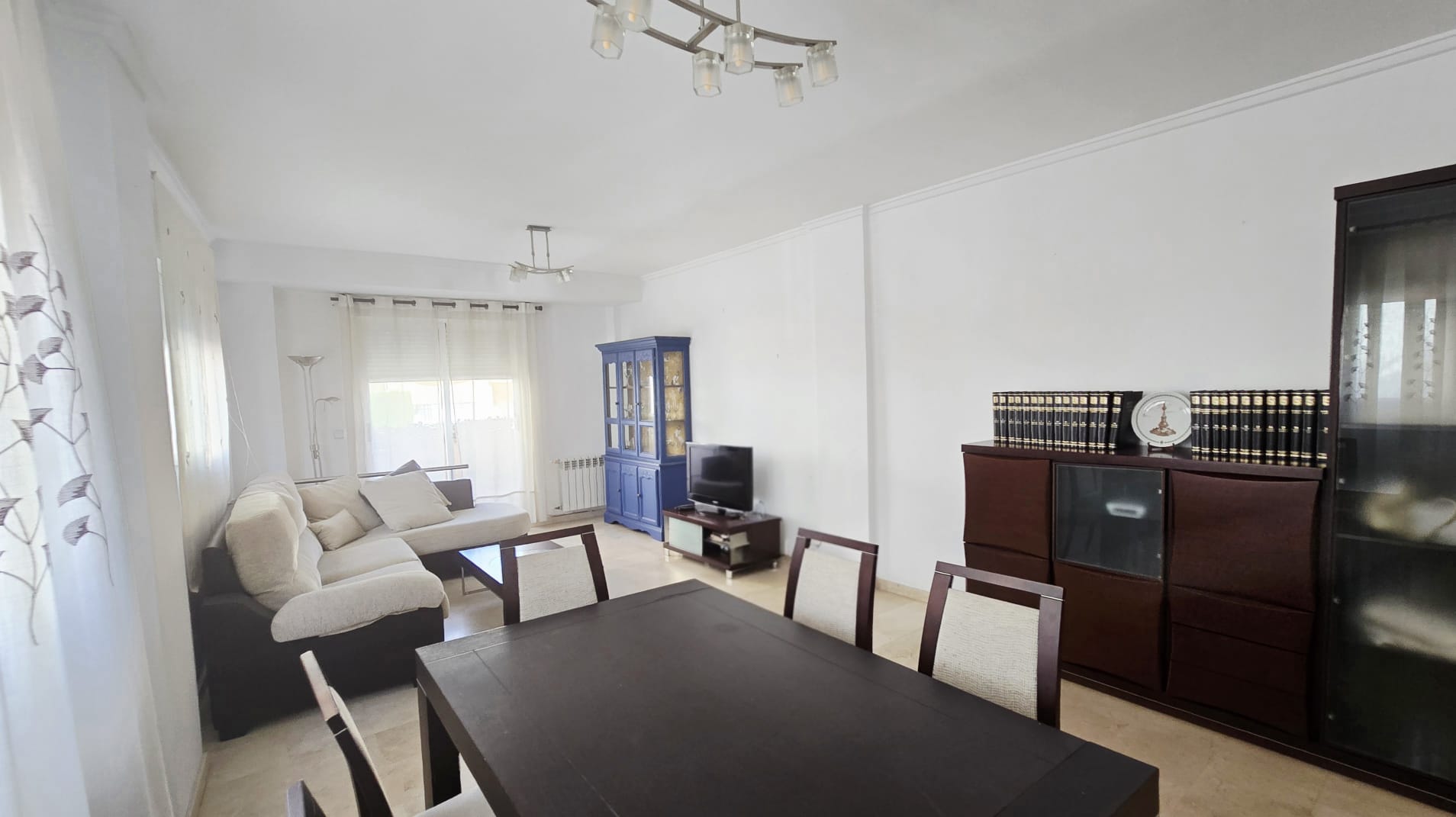 CA150O - Espectacular Chalet Adosado Esquinero en Zona Conservatorio, Oliva