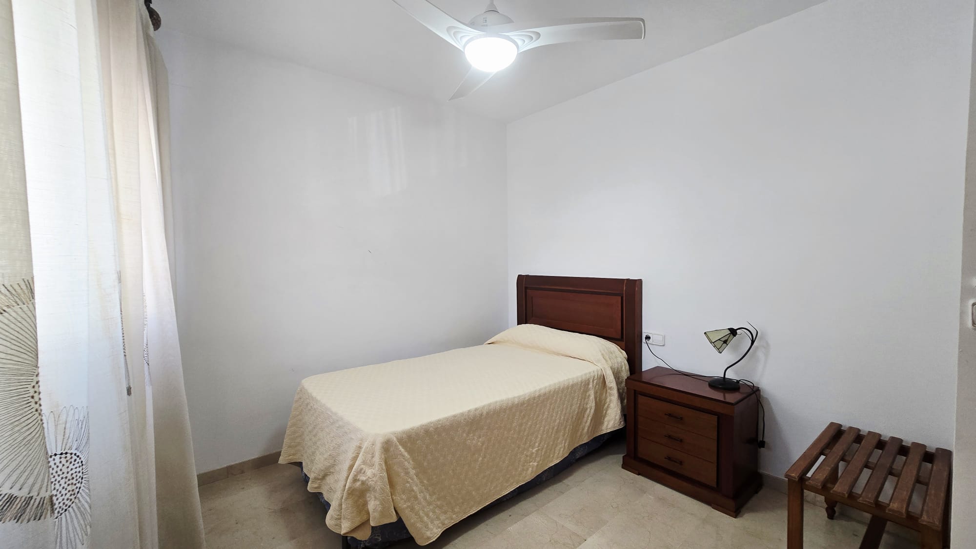 CA150O - Espectacular Chalet Adosado Esquinero en Zona Conservatorio, Oliva