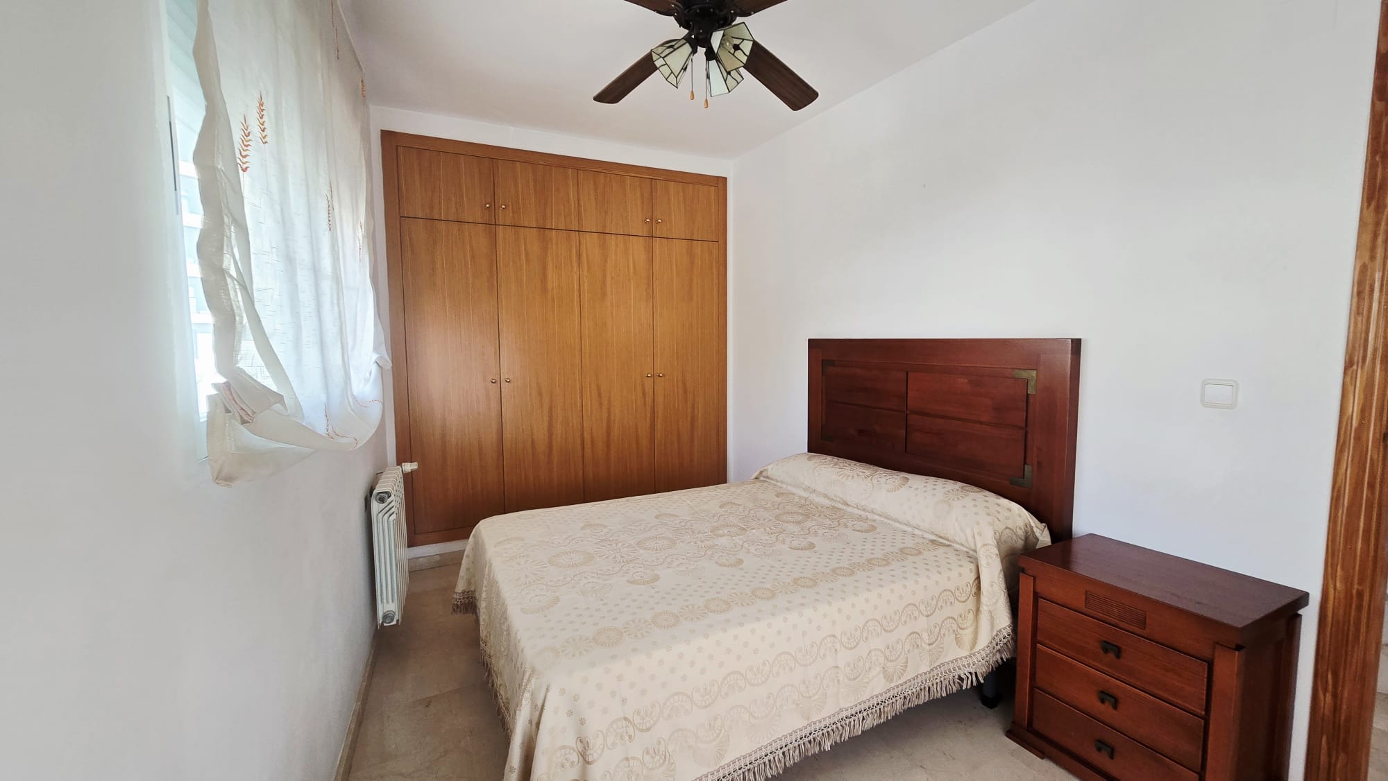 CA150O - Espectacular Chalet Adosado Esquinero en Zona Conservatorio, Oliva