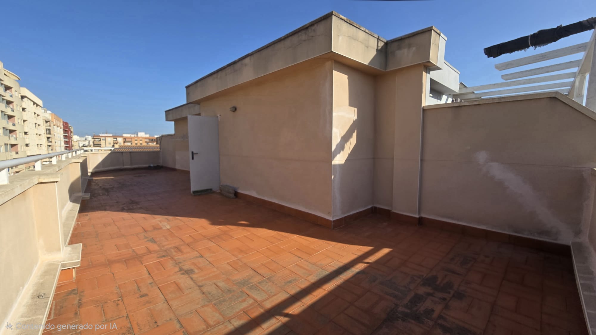 CA150O - Espectacular Chalet Adosado Esquinero en Zona Conservatorio, Oliva