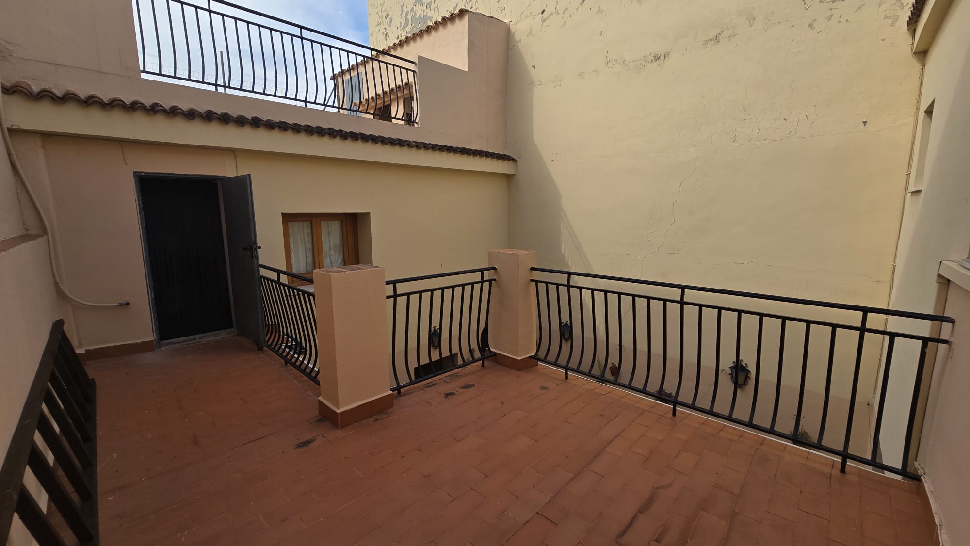 C151R - Encantadora Casa Adosada en el Centro de Rafelcofer